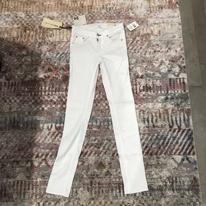 NWT RAG & BONE WHITE SKINNY JEANS - 24